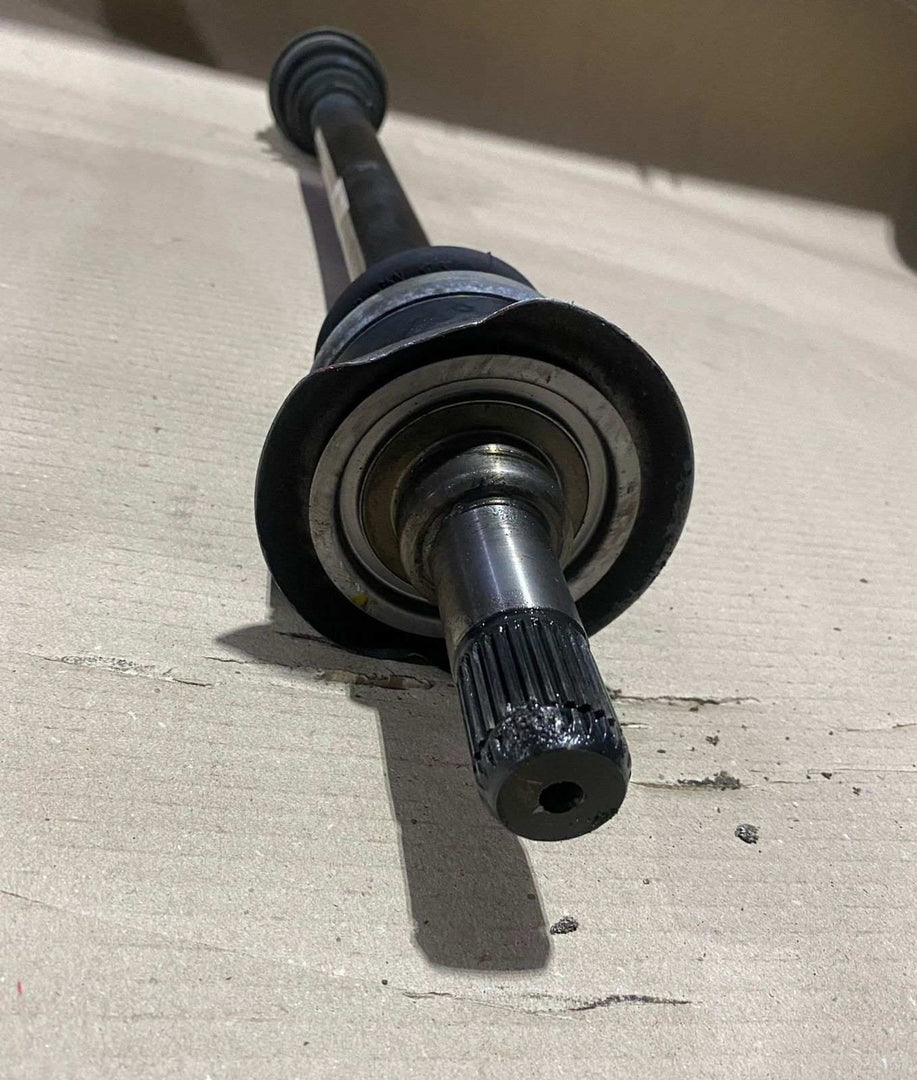 2011-2016 BMW 535i xDrive Rear Right CV Axle Shaft 7581030 BMW 535i xDrive F10 m