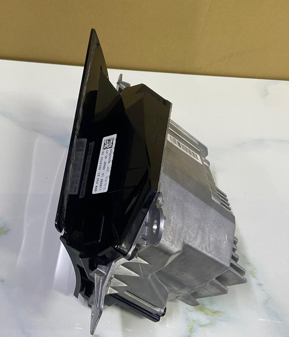 OEM BMW X1 F48 Head-Up Display Project Dash Screen Control Unit Module 6819702