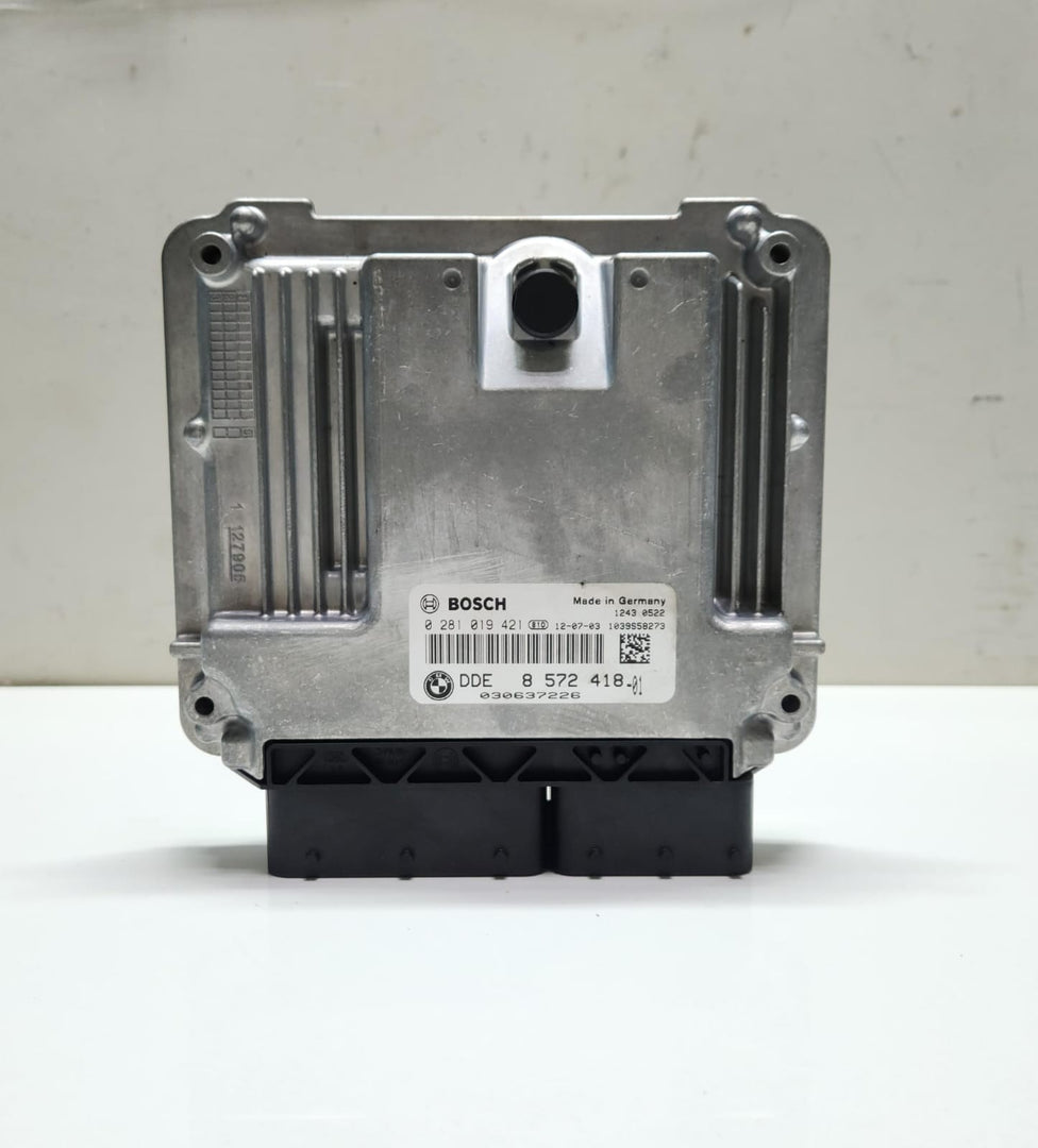 2012 BMW X3 Engine Control Unit 8572418 5 Series F10 520d and X3 F25 OEM 