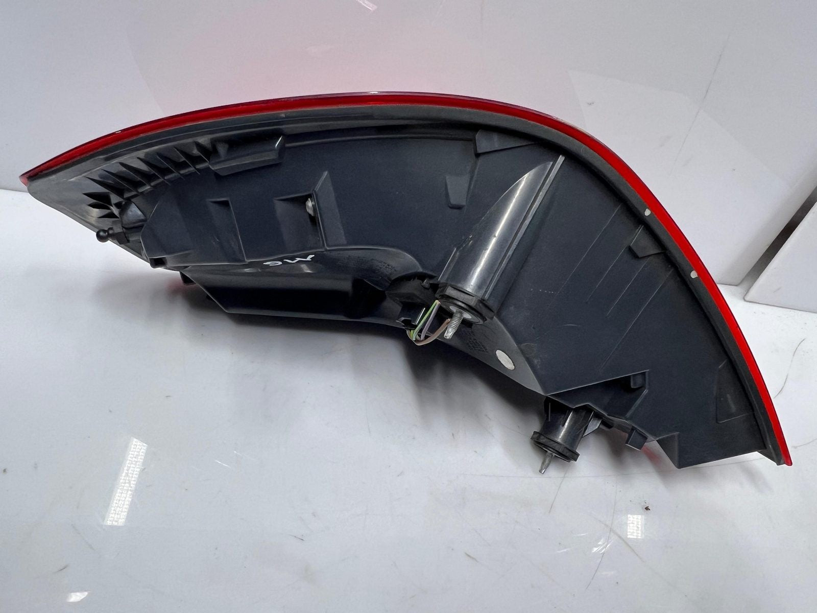 BMW Rear Tail Light BMW F12  LEFT  89505159 RIGHT 89505160