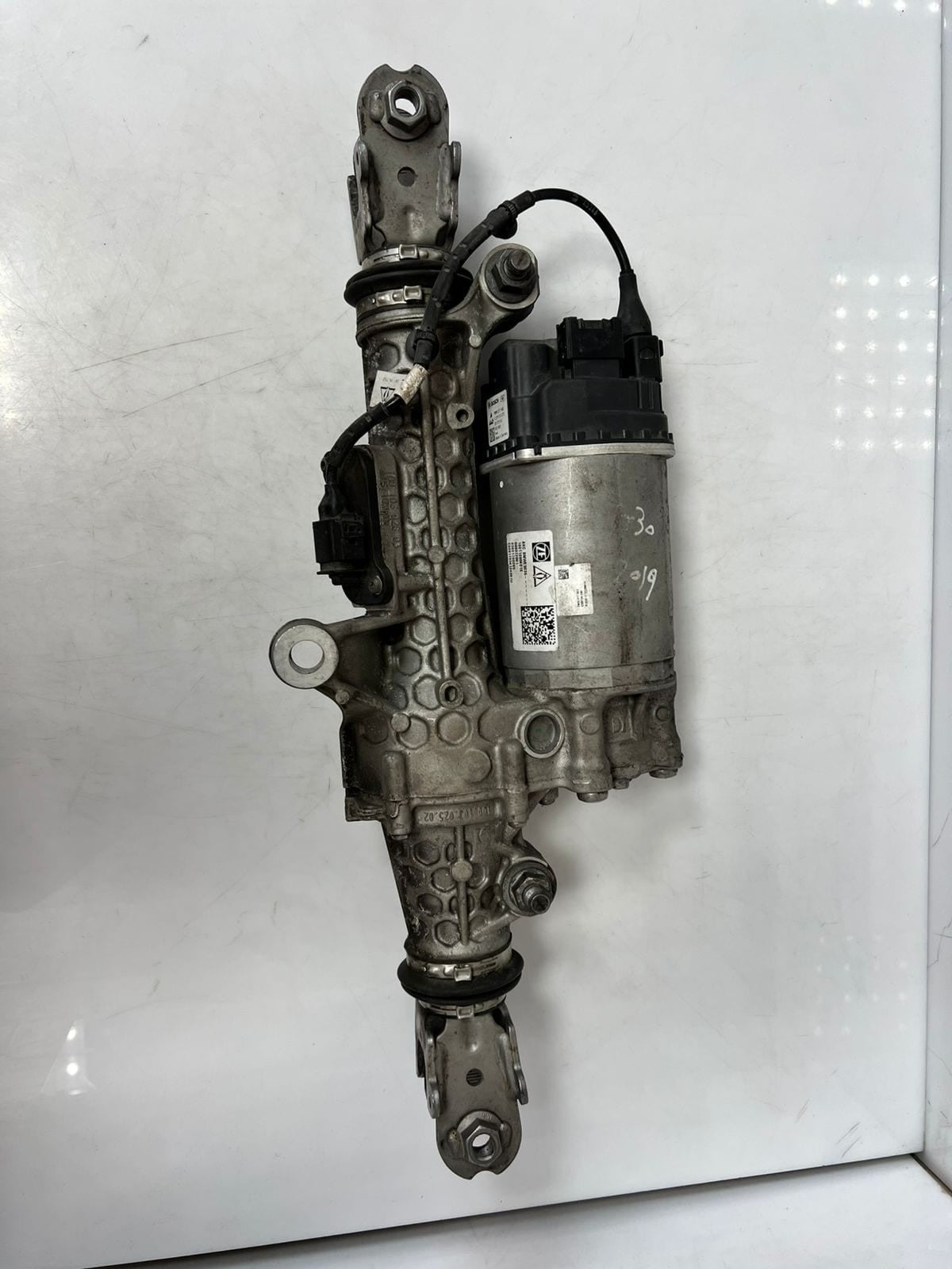 2018-20 BMW M550i G30 760i M760i Rear Power Steering Rack And Pinion 6883728 01