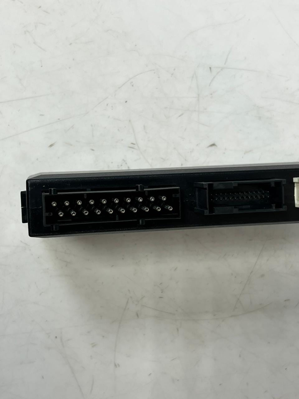 BMW 5 Series E39 523I Comfort Control Unit ECU 8372143 OEM