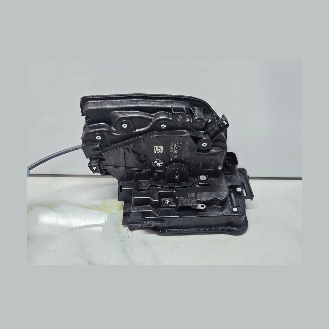 18-24 BMW G01 X3 Driver Left Front Door Latch Lock Actuator 9492091 OEM