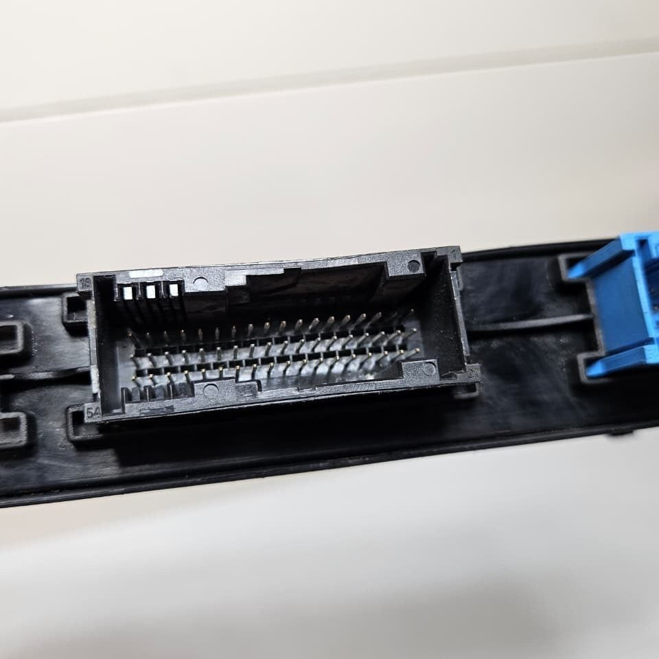 BMW E92 E82 E88 Body Control Module 9247473 OEM