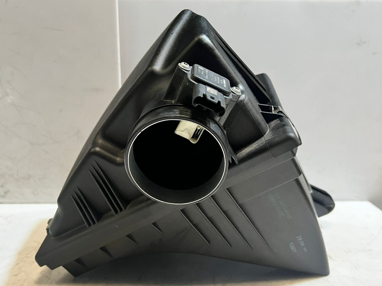 2008 BMW X3 E83 3.0L  Air INTAKE Filter Housing BOX 3415441 OEM