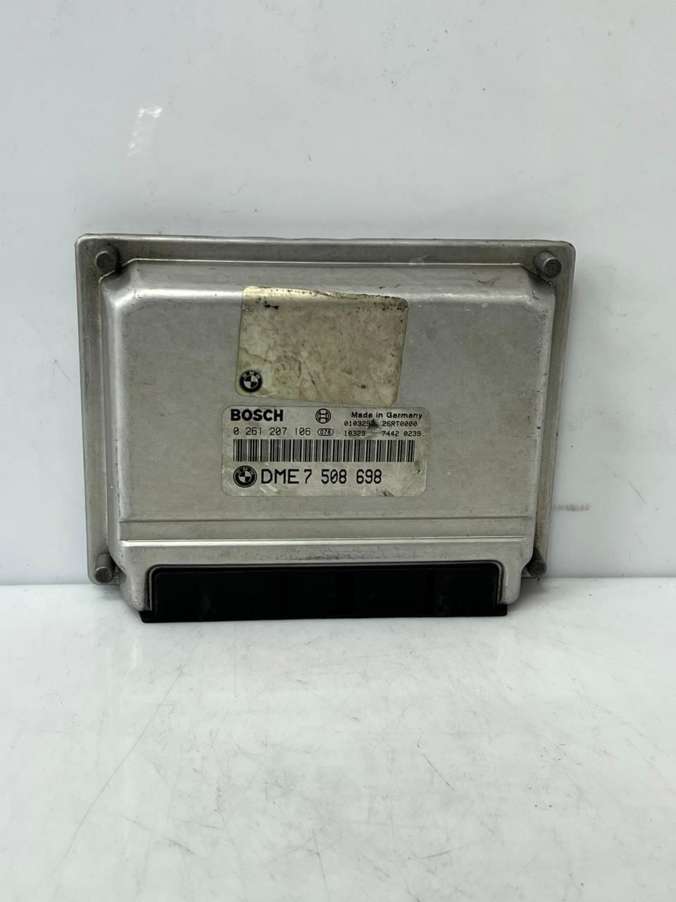 2000-2001 BMW E39 E53 4.4i M62 V8 PETROL ENGINE ECU DME OEM BOSCH 7508698