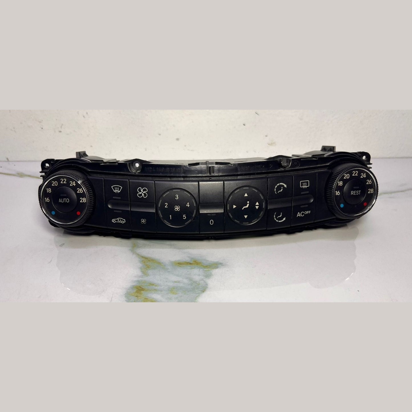 Mercedes-Benz Heater Control Panel 211 830 0190 E-Class W211 