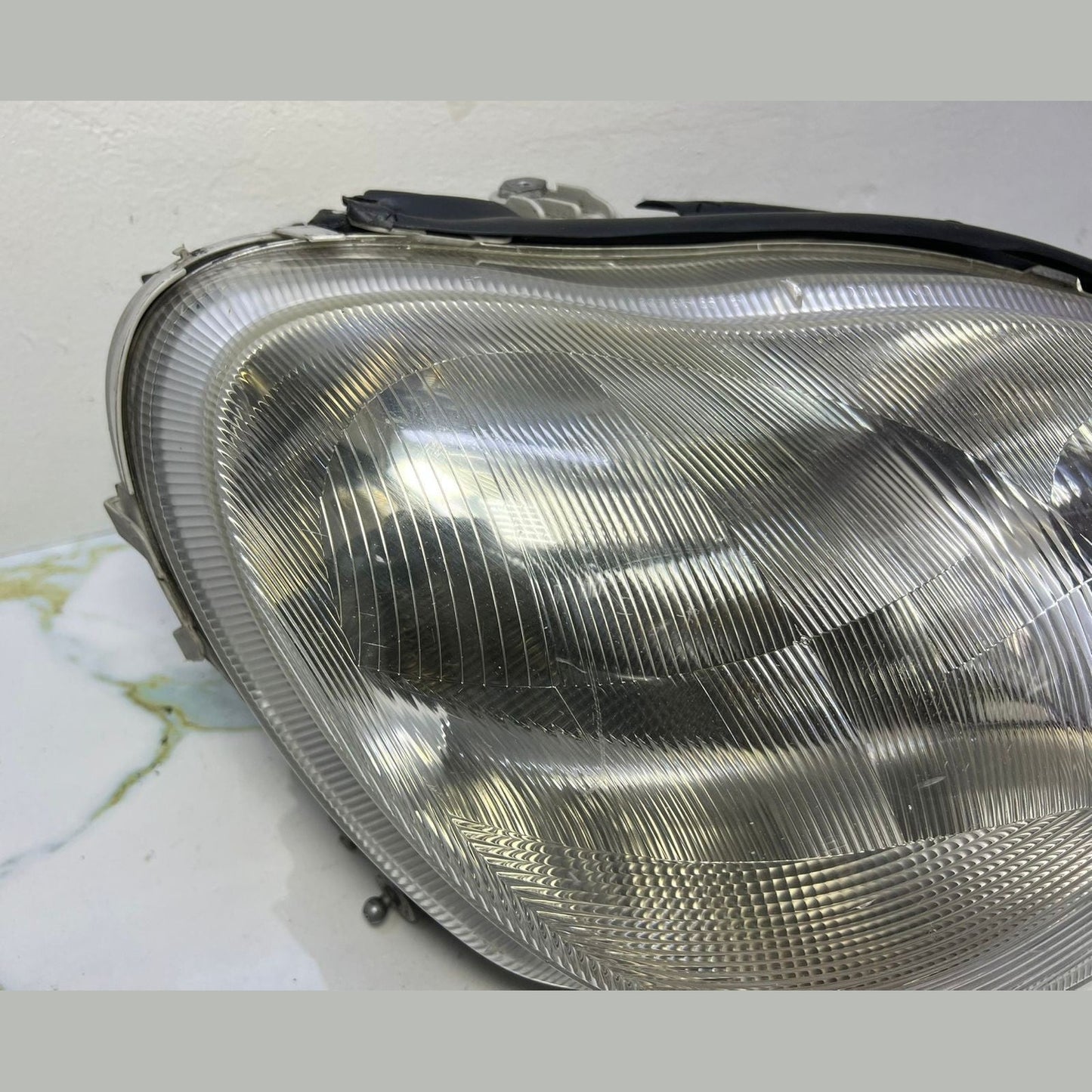 2000-02 Mercedes W220 S-Class Front Right Side Head light Headlamp A220 8200661