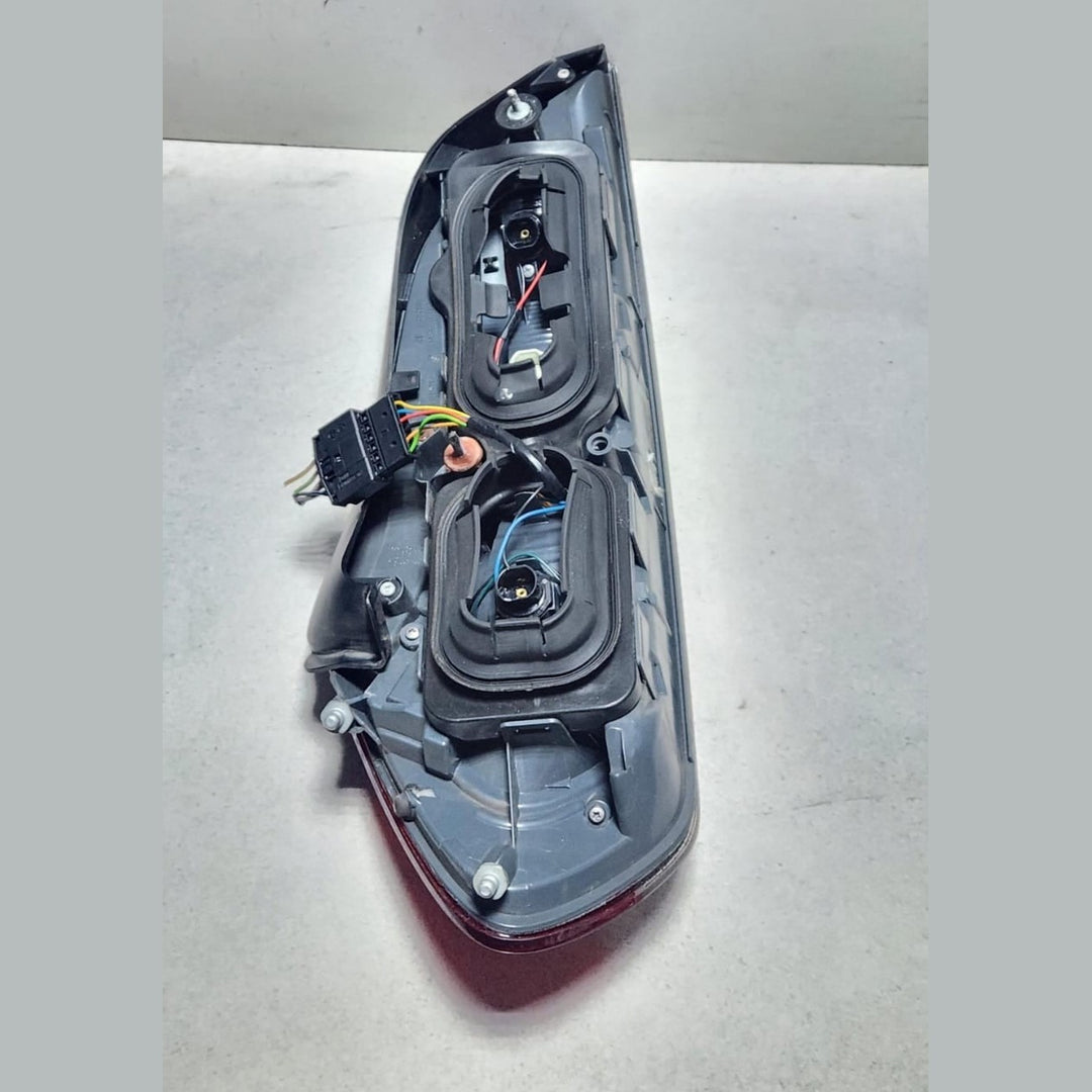2008-2016 BMW Z4 E89 Side Side Tail Light Assembly 7191776 OEM
