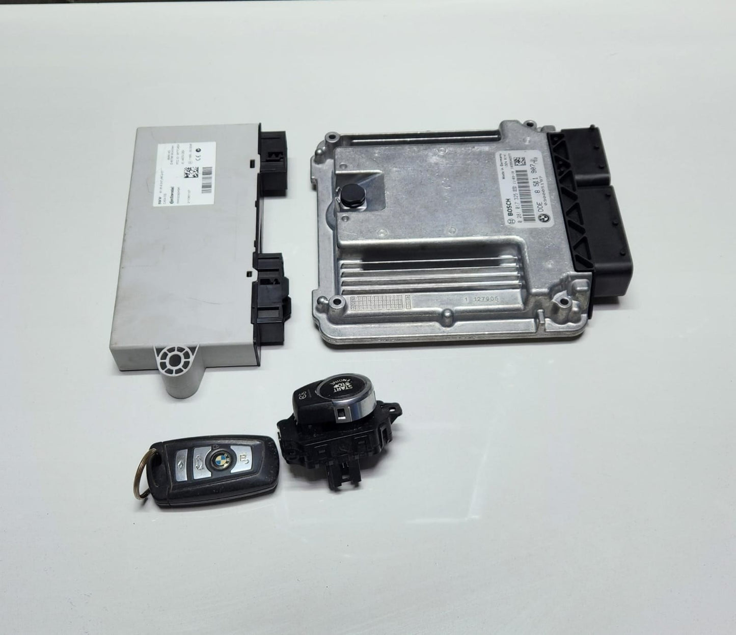 2010-2017 BMW X3 3.0d N57 Engine Control Unit 8511907 F10 F11 530d F25 OEM