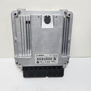 2013 BMW X5 F10 F07 F15 with N57 Engine Control Unit DDE 8573789 OEM