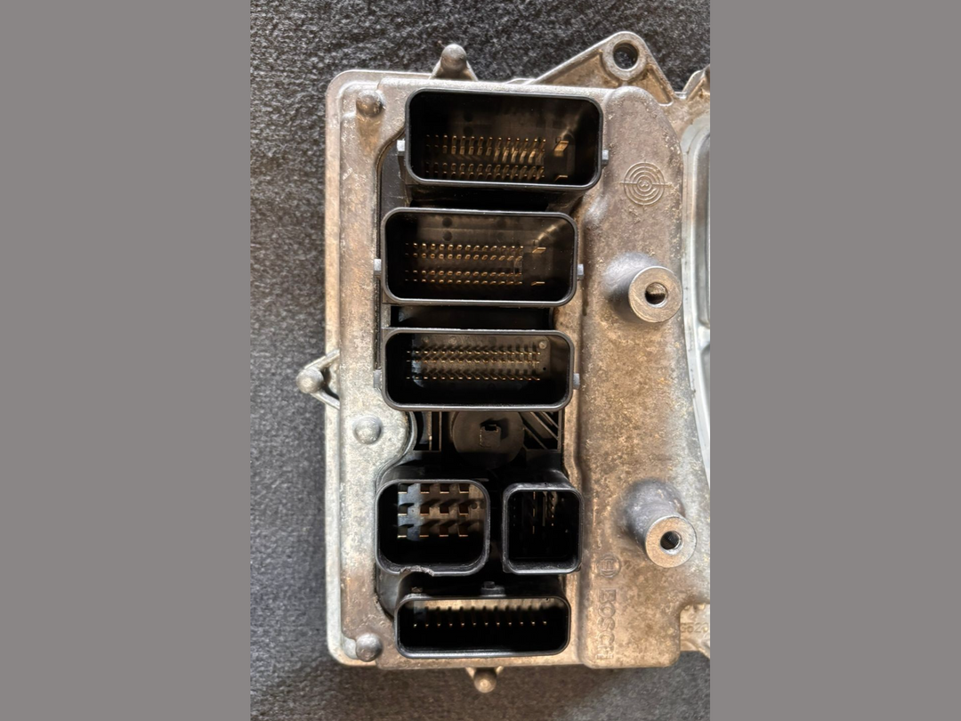 BMW E90 E92 E84 E82 N55 DME ECU ENGINE CONTROL UNIT MODULE ECU ONLY - 8615879