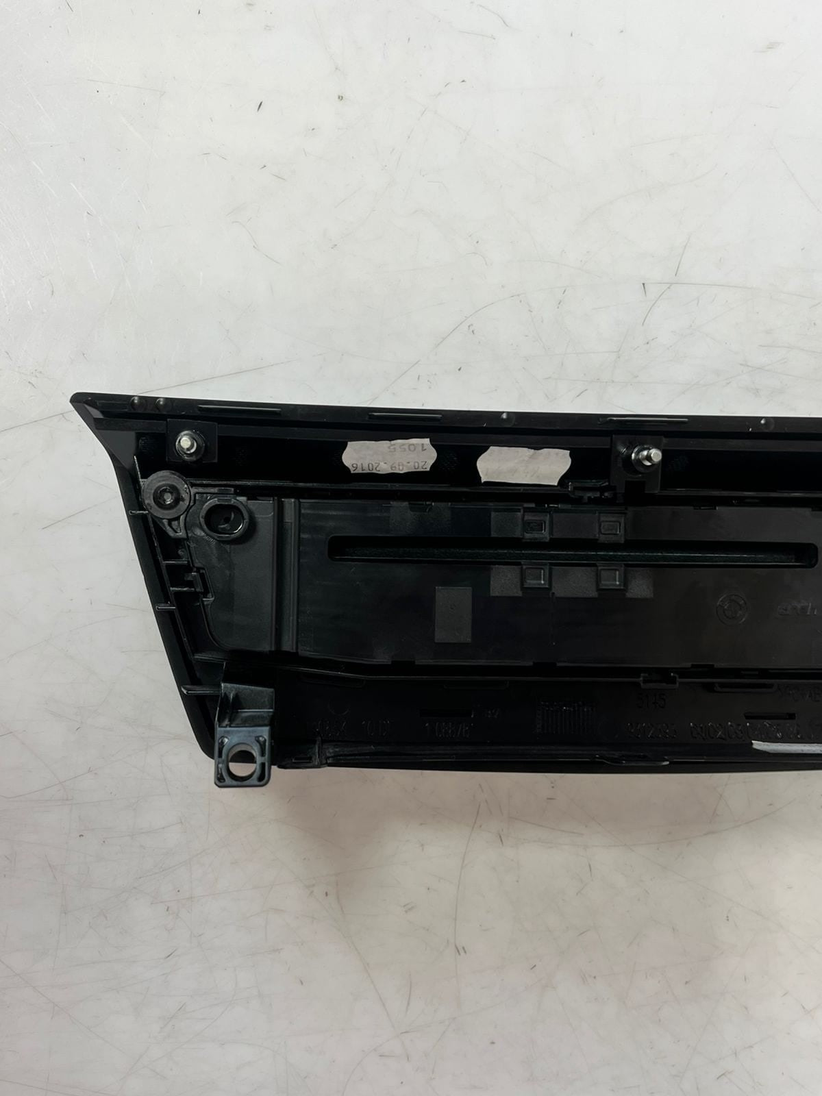 2015-2024 BMW 2 Series F45 F46 and X1 F48 F39 Operating Unit Audio 9371455 OEM