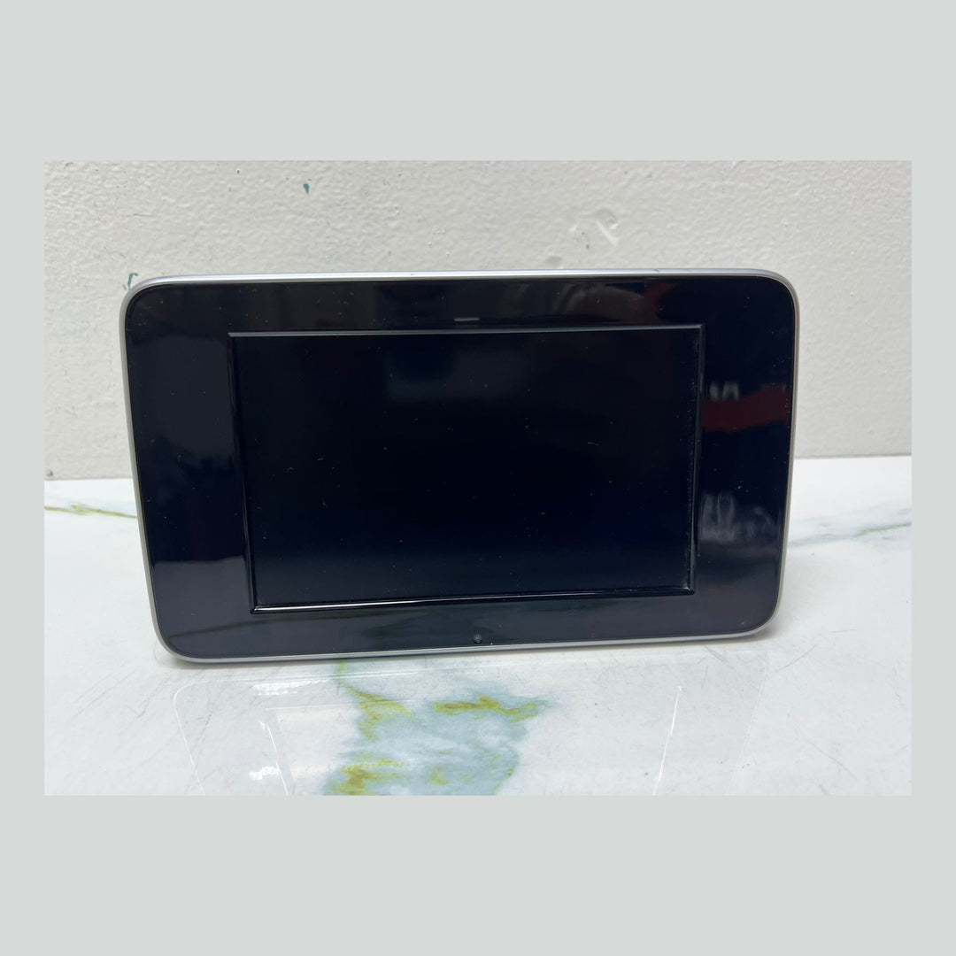 2018 Mercedes C300 Central Display Monitor A2059004113 C-Class W205 and GLC X253