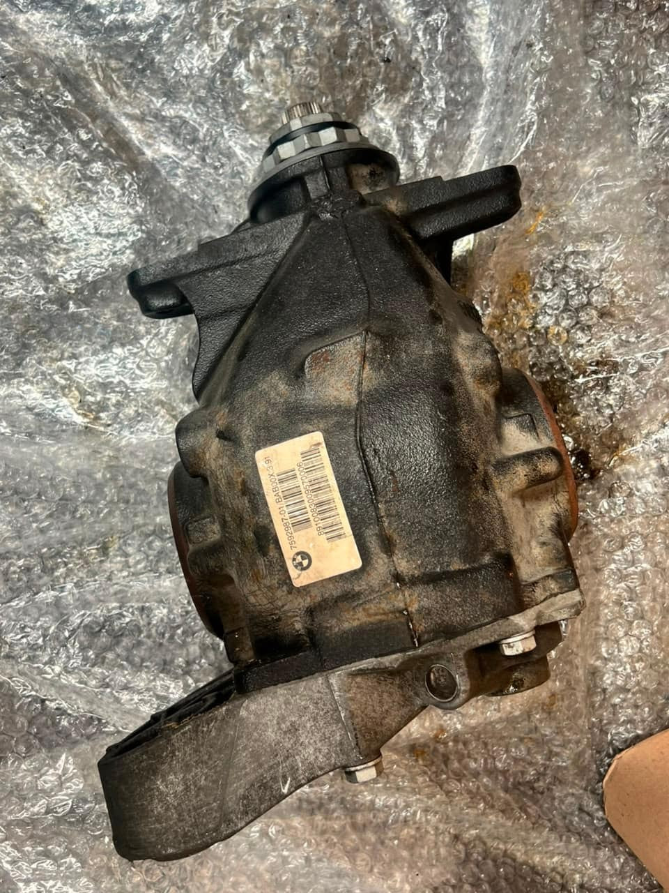 2010-2015 BMW X1 E84 Rear Differential 7592987 RATIO 3.91