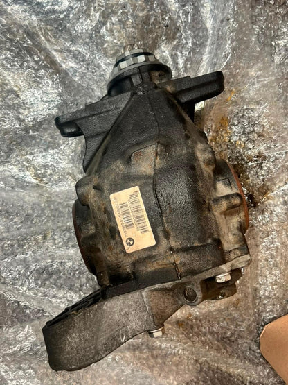 2010-2015 BMW X1 E84 Rear Differential 7592987 RATIO 3.91