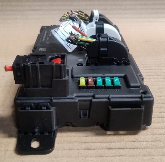 BMW 2 3 Series F20 F30  REM Rear Electronic Module Fuse Box Control Unit 9279823