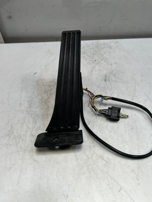 2007-2011 BMW 3 5 Series E90 E92 328i 335i F10 Accelerator Pedal 6789998 OEM