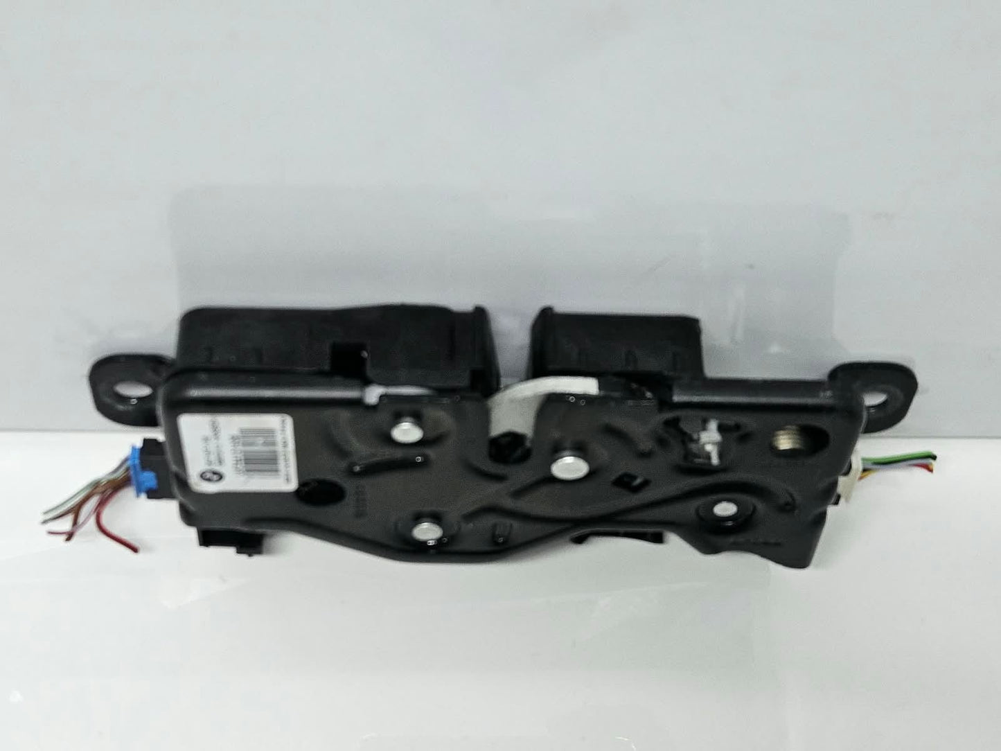 7441014-2017-2020 BMW X5 G05 RHD Tailgate Trunk Lid Lock Actuator OEM