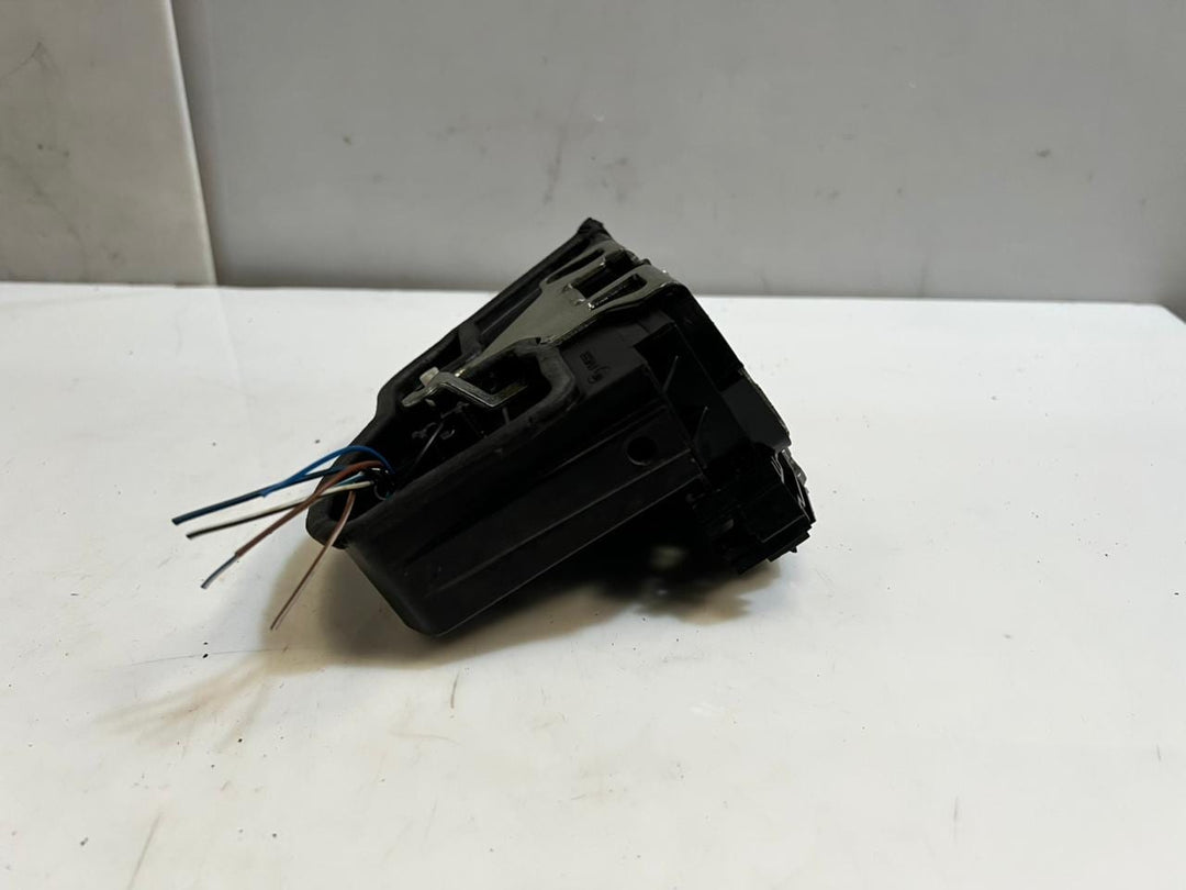 BMW E92 E60 E61 E65 E81 E87 E90 F20 Door Lock Actuator Front Right 7202144 OEM