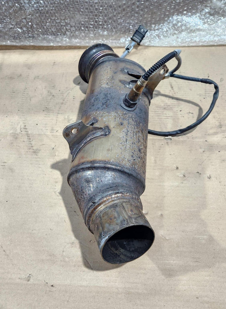 2006-2013 BMW E70 X5 3.5I Catalytic Converter 7616268 X5 F10 F11 F06 F12 F13 F15
