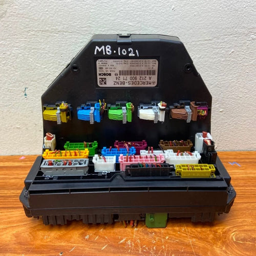 Mercedes Front Sam Fuse Box Control Module A2129007124 W212 E-Class W218 W204