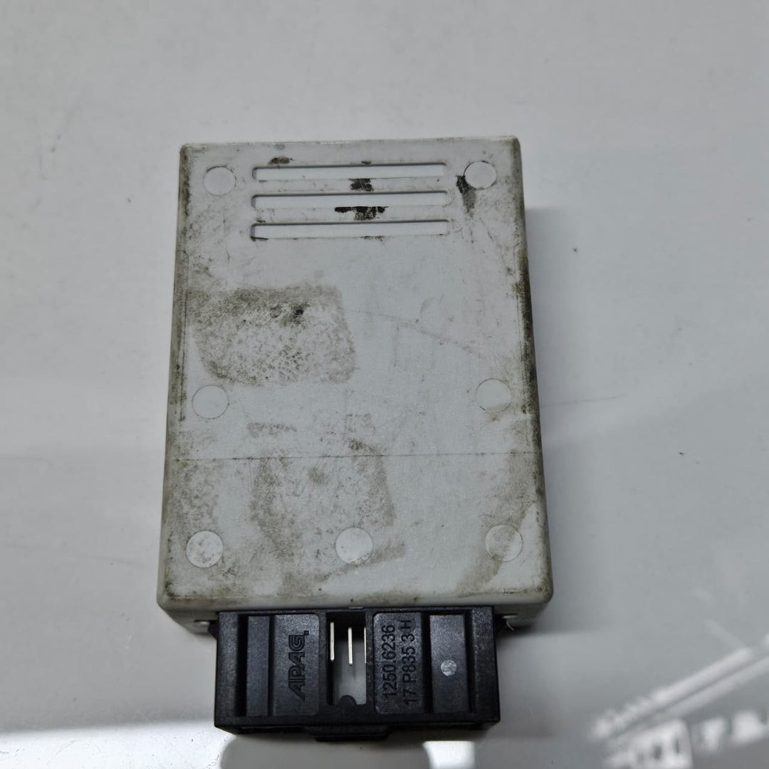 2016-2019 BMW 740i 750i G11 G12 Steering Column Control Module 6881835