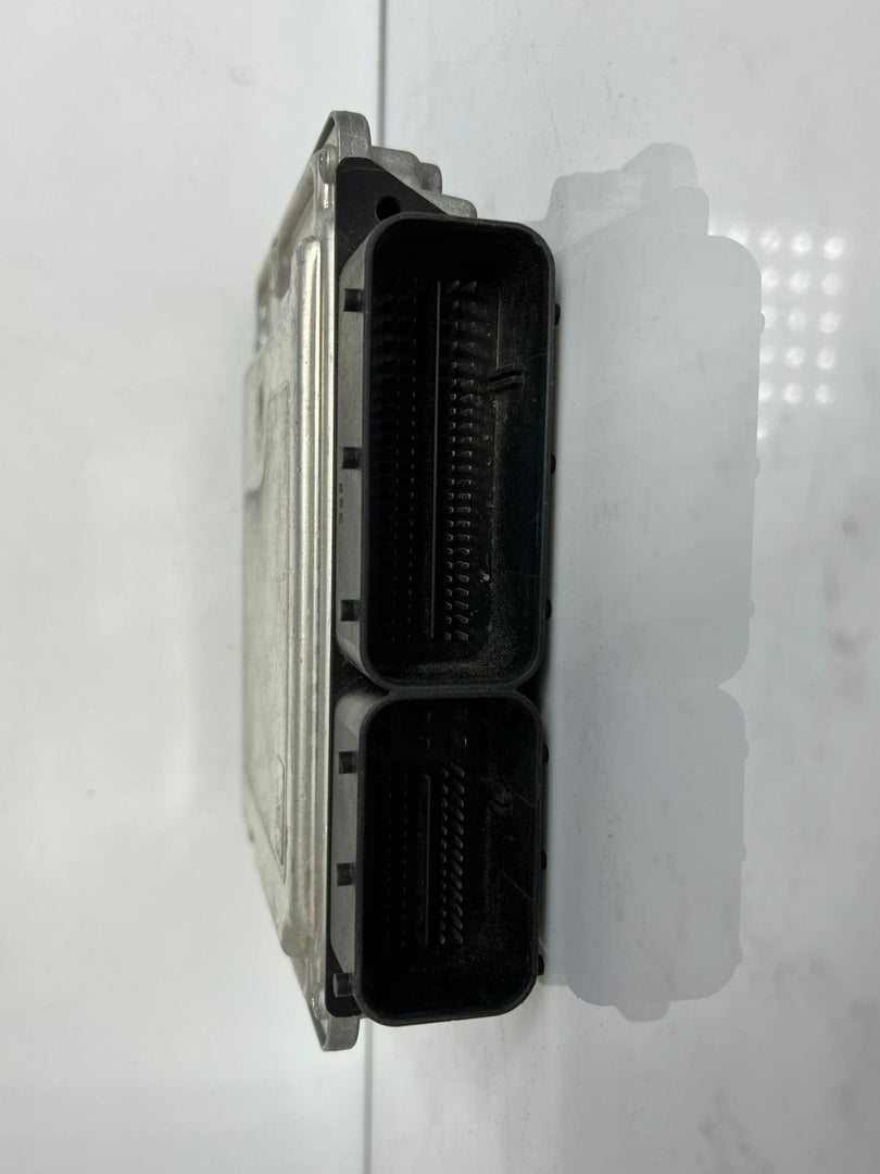 BMW 5 Series F11 Touring BOSCH 0281031782 Engine Control Unit DDE 8585426 OEM