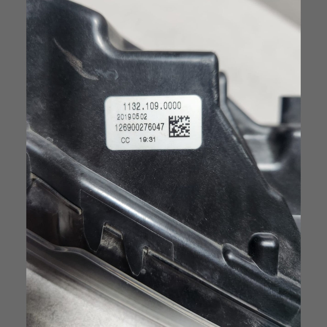 Genuine 2019-2023 BMW 330i Front Left Fog Light 8089525 3 Series G20 G28