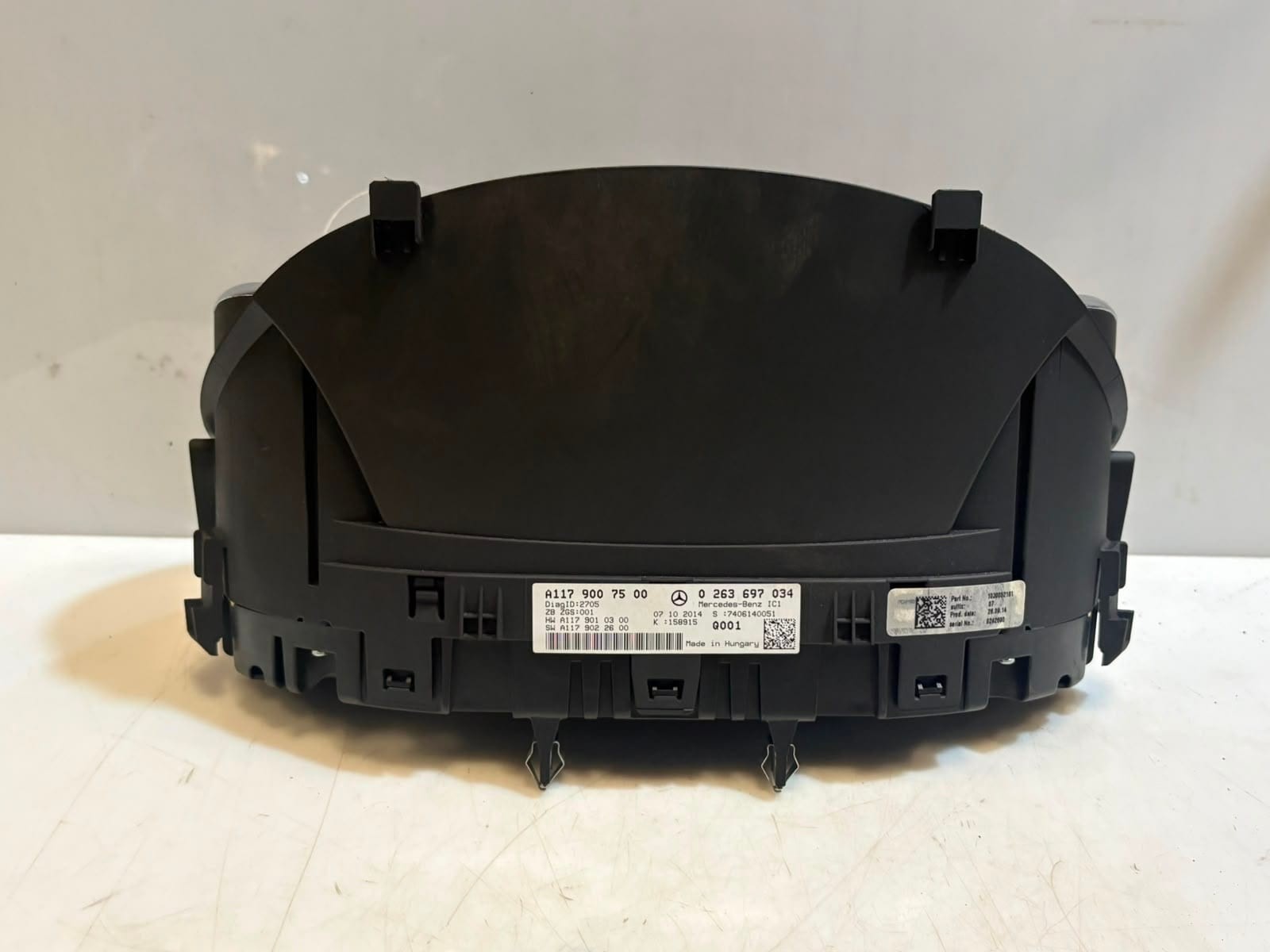 2013-2019 Mercedes-Benz CLA Instrument Cluster A1179007500