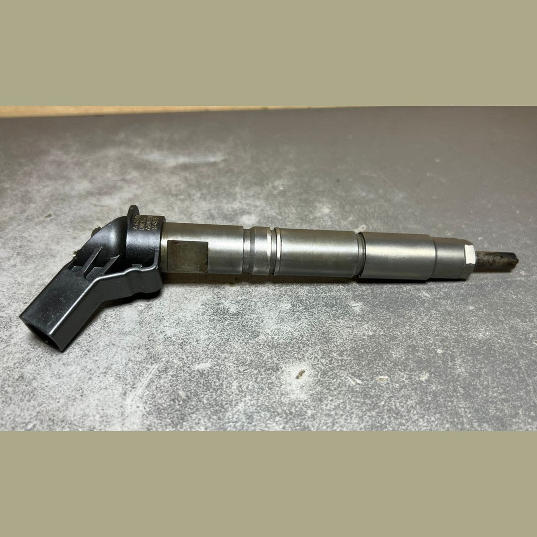 Genuine Mercedes W164 W211 Fuel Injector Sprinter OM642 A642 0701387 Oem Diesel