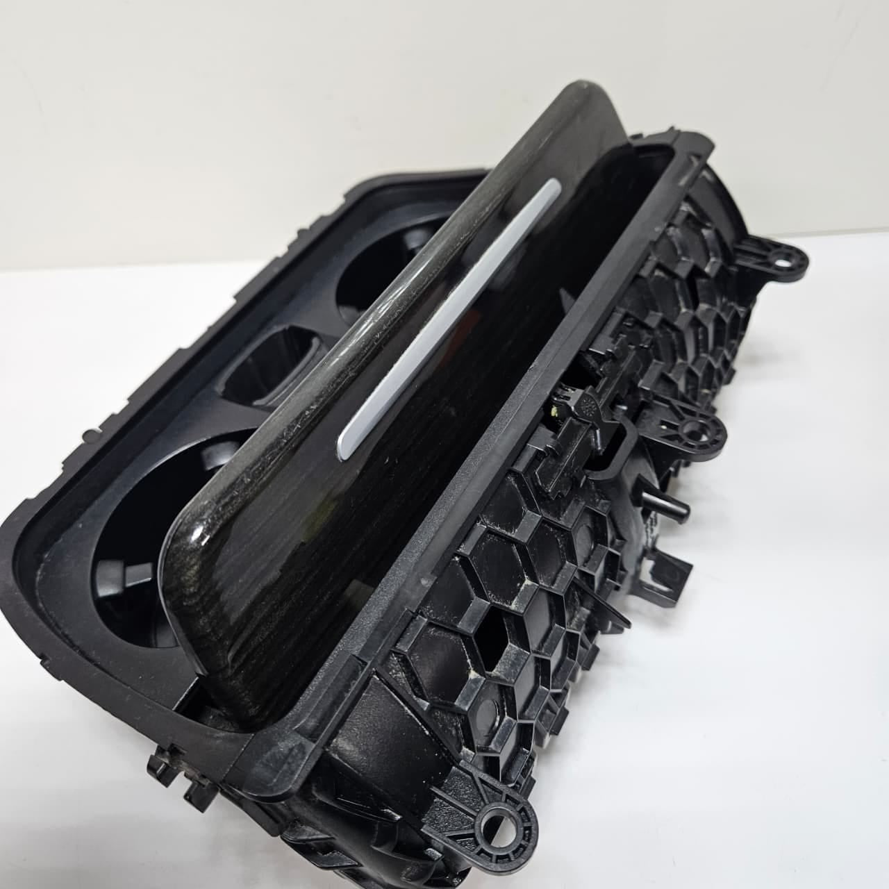 OEM BMW 5 Series M5 F10 Center Console Cup Holder 9238611