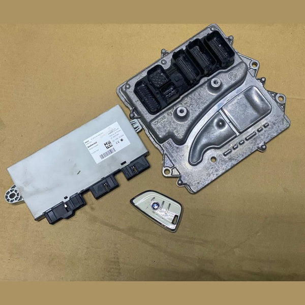 BOSCH 2013-2015 BMW 335i Engine Control Unit 7649279 BMW 335i F30 F31 N55 engine