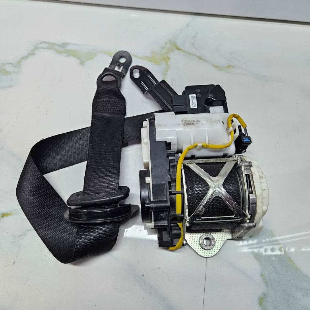 2021-2025 BMW X3 G01 X4 G02 F97 F98 iX3 G08 Front Right Seat Belt 7469954