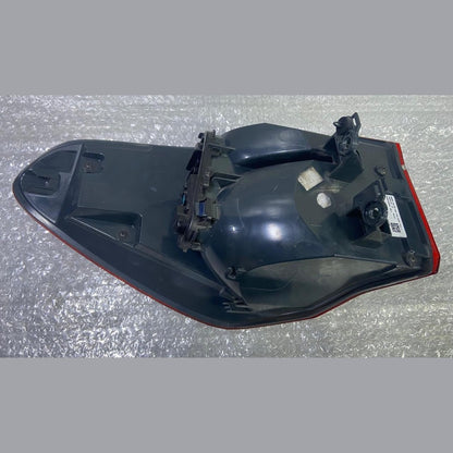 OEM BMW X1 F48 N/S RIGHT SIDE REAR TAIL LIGHT 7350716