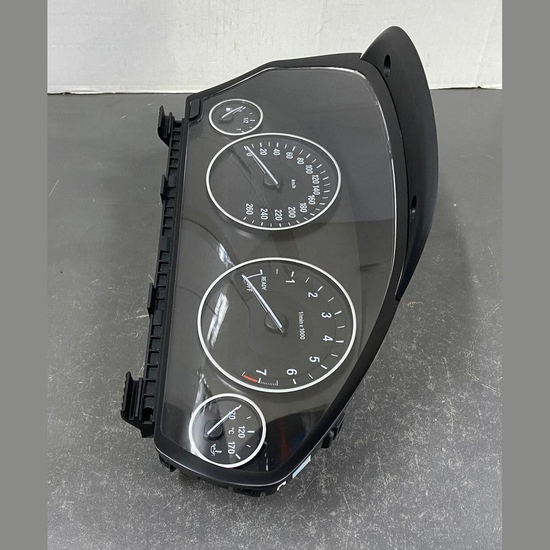 OEM BMW F30 F31 F32 F33  Speedometer Control Cluster Instrumental 6847237