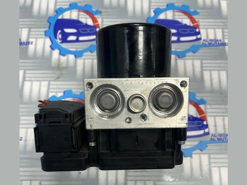 BMW 320I ABS Anti Lock Brake Pump Module 3451-6857323-01 OEM