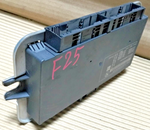 Bild in die Galerieansicht laden, BMW X3 F25 2013 Light Module Control Footwell ECU Unit FRM3 9290014