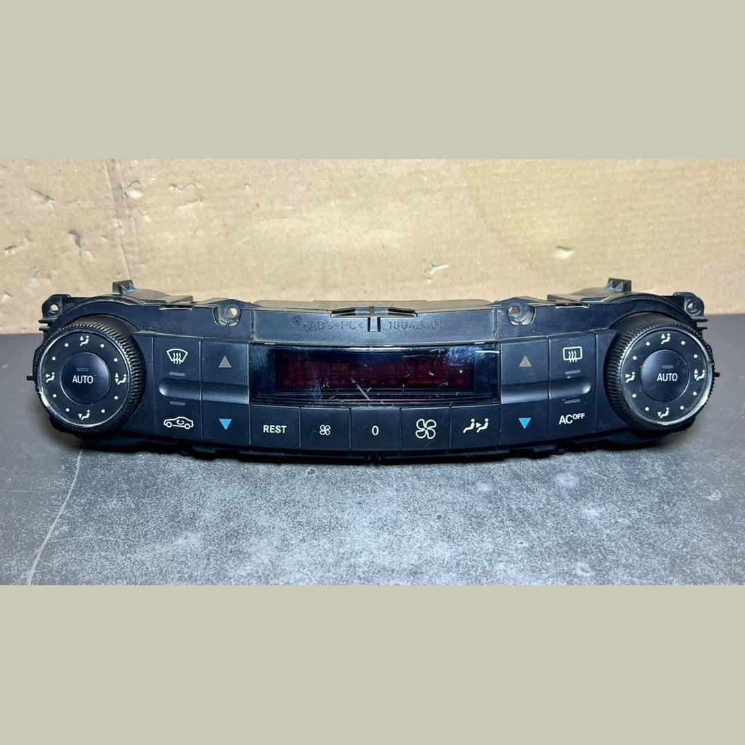 04-10 Mercedes-Benz W219 CLS Klima Heizung Klimabedienteil A219 8300285