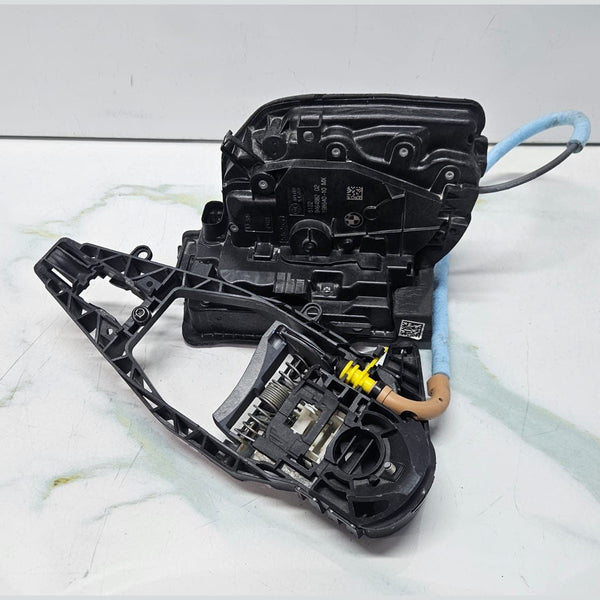 BMW X6 G06, F96 XDRIVE 30 D REAR RIGHT SIDE DOOR LOCK 9464882 OEM