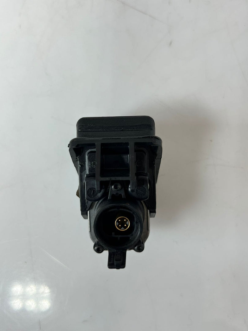 BMW F10 F11 F20 F21 F22 F23 F30 F31 F32 F34 M4 F82 Rear View Camera 9240351 OEM