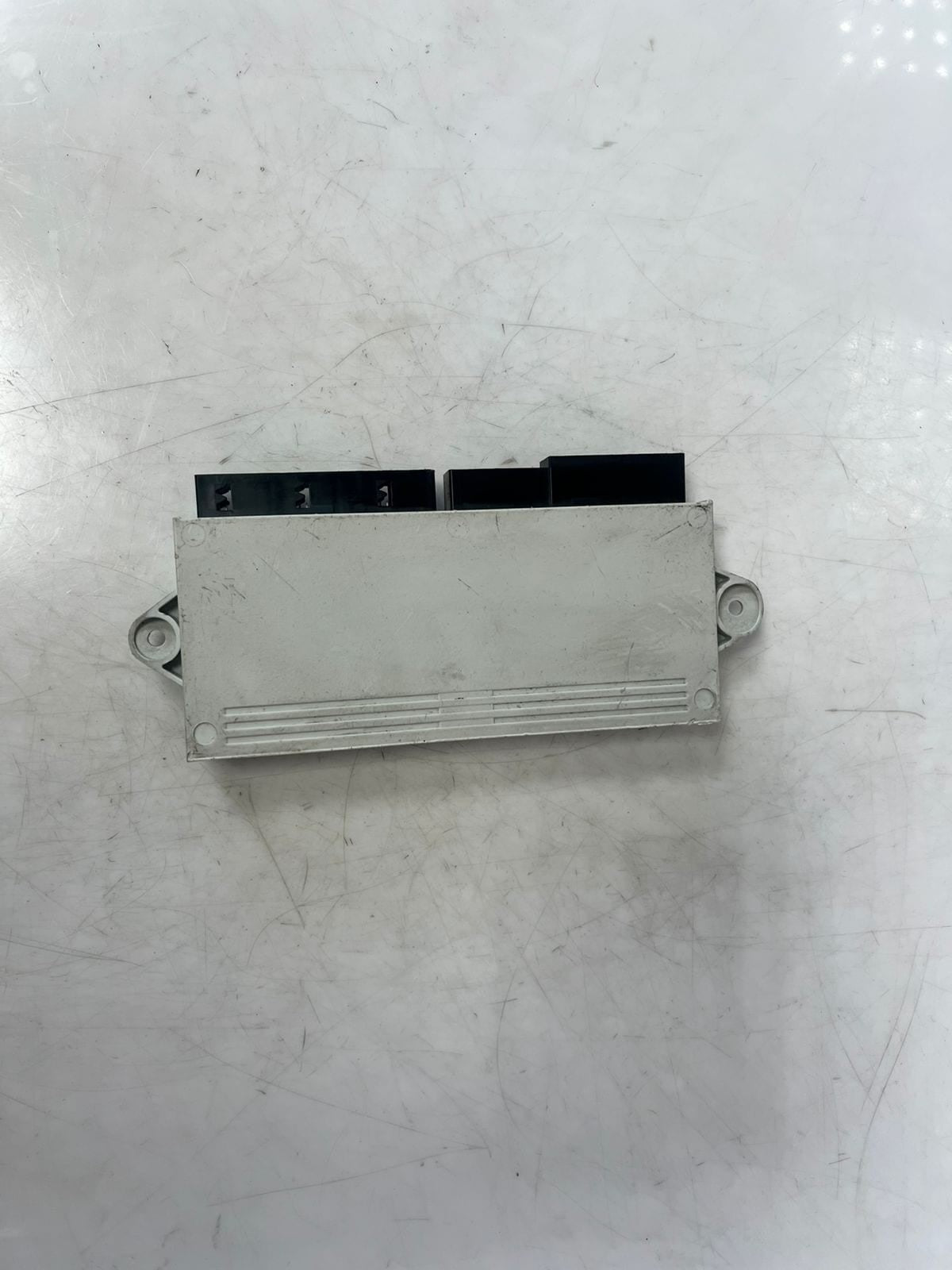 2002-2005 BMW 745i 7 Series E65 E66 SIEMENS Door Control Module 6940440 OEM