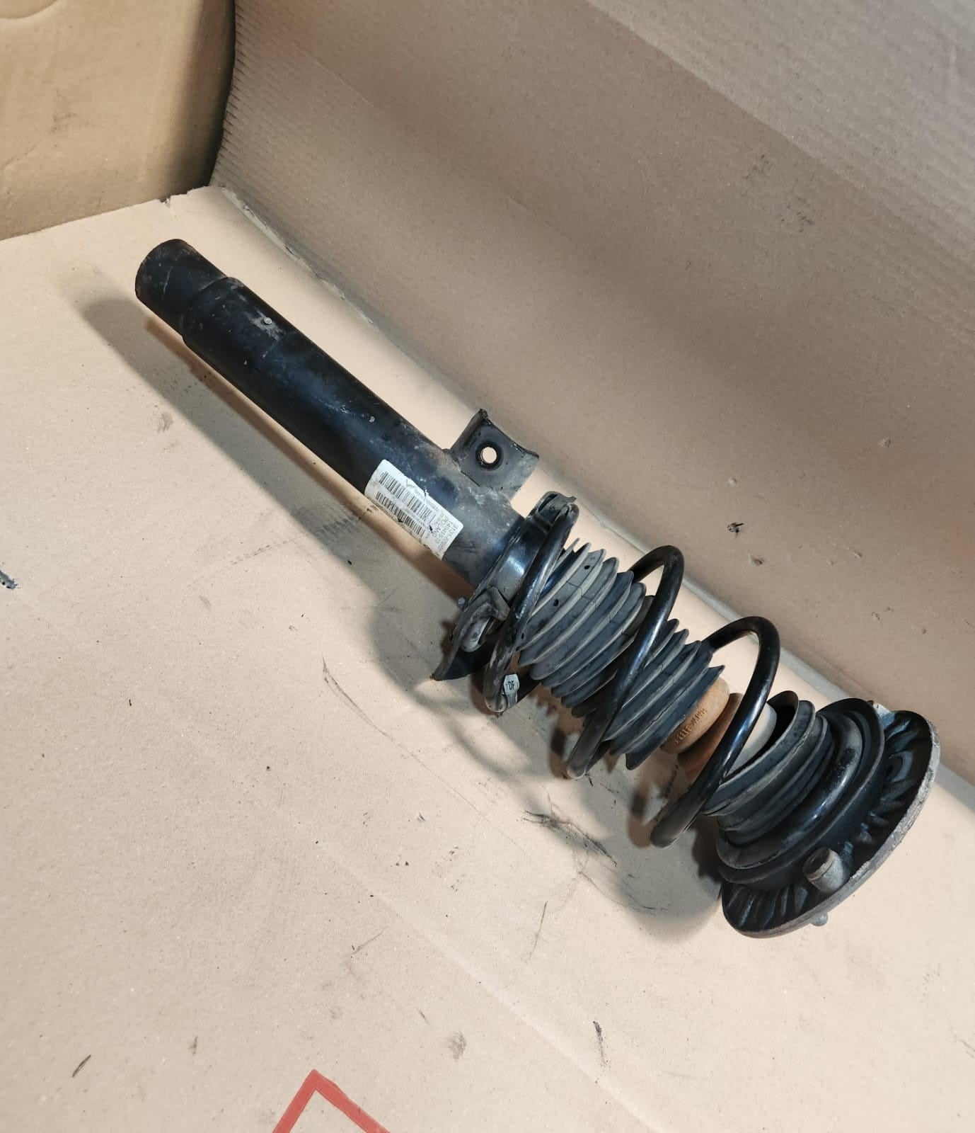 2012-2015 BMW 320i Spring Strut Front Assembly 6791551 3-Series F30 F30 LCI 