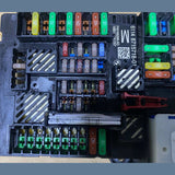 2018-2022 BMW 330i Fuse Box 8715718  330i G20