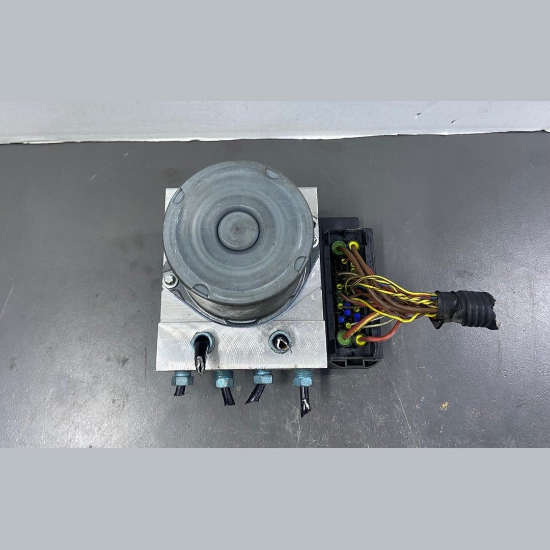 OEM Brake Pump BMW X1 E84 Hydraulic Unit ABS Pump Module 6860214 6860215