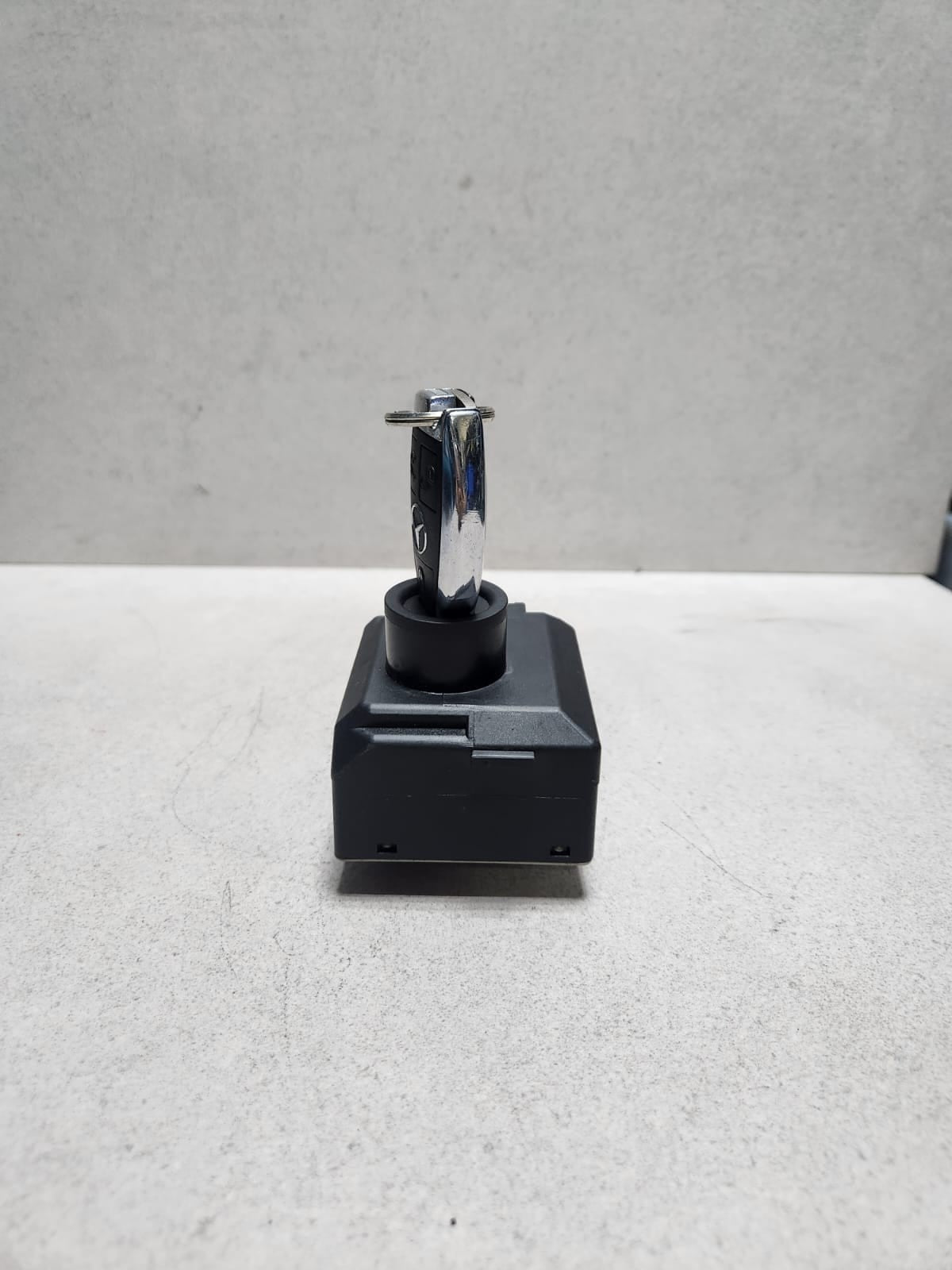 Mercedes-Benz GLA Ignition Switch A2469057503 GLA X156 W156