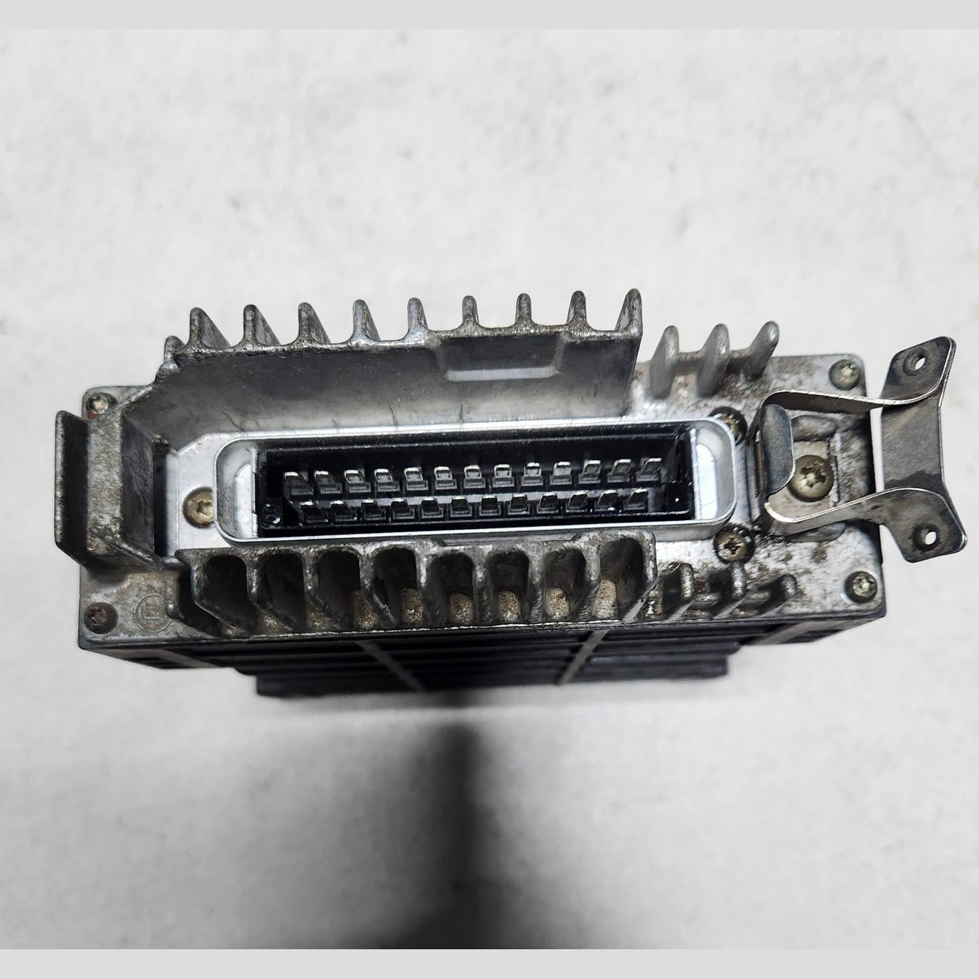 1989 Mercedes-Benz 300E Engine Control Module 0280800256 W124 W126