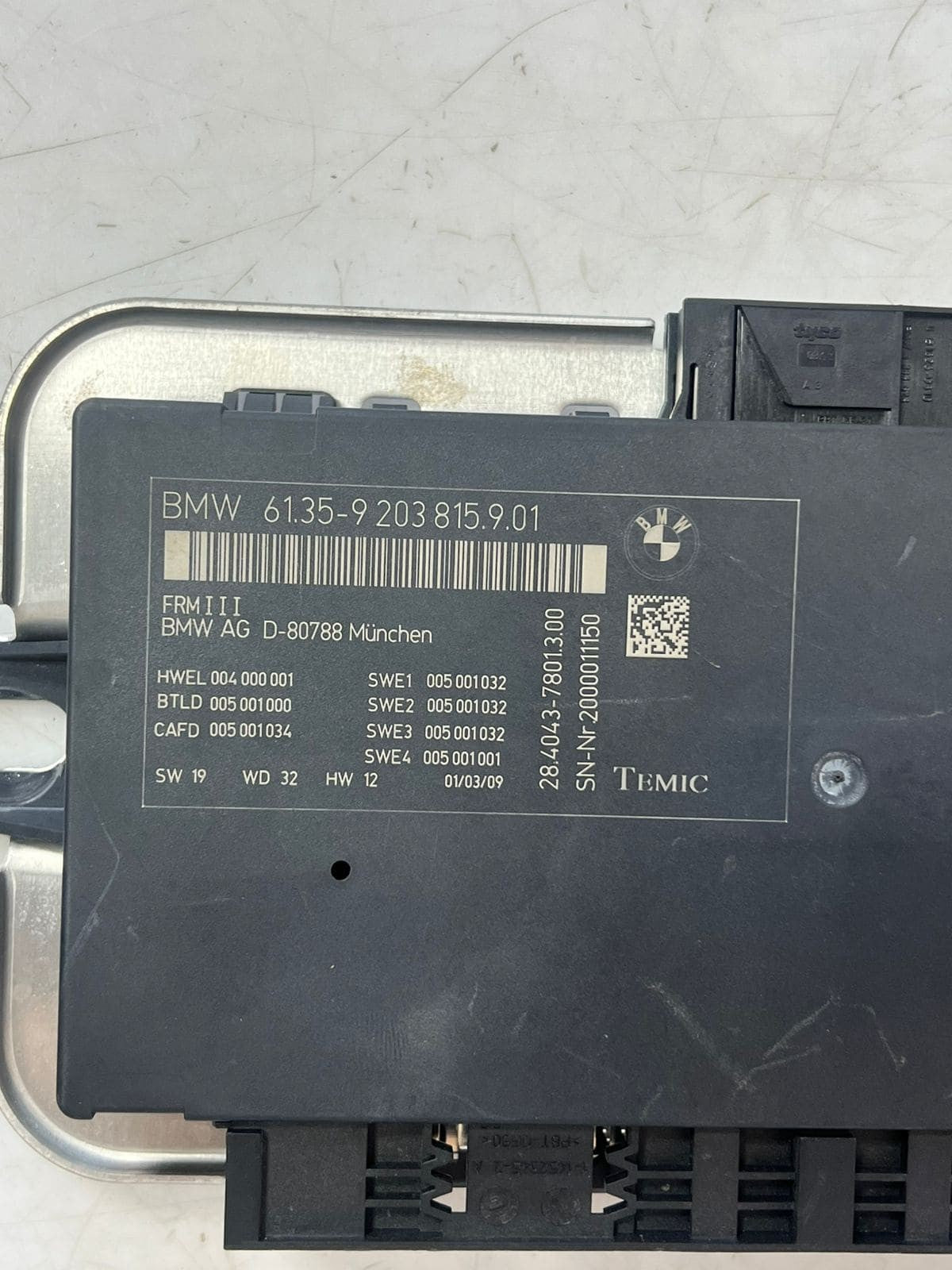 2009-15 BMW F01 F02 F07 740i 750i 550i 650i FRM3 Footwell Module 9203815 OEM