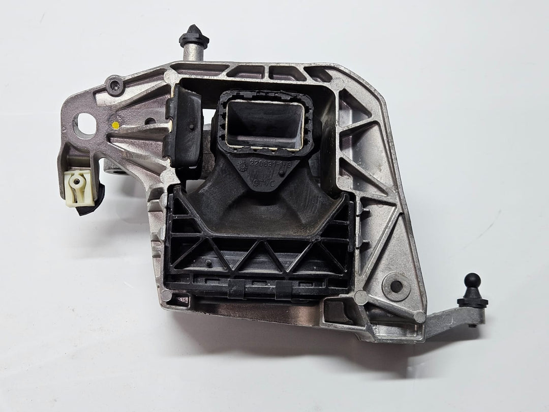 9423376-2024 BMW X1 U11 B38N Engine Mount Right Side OEM