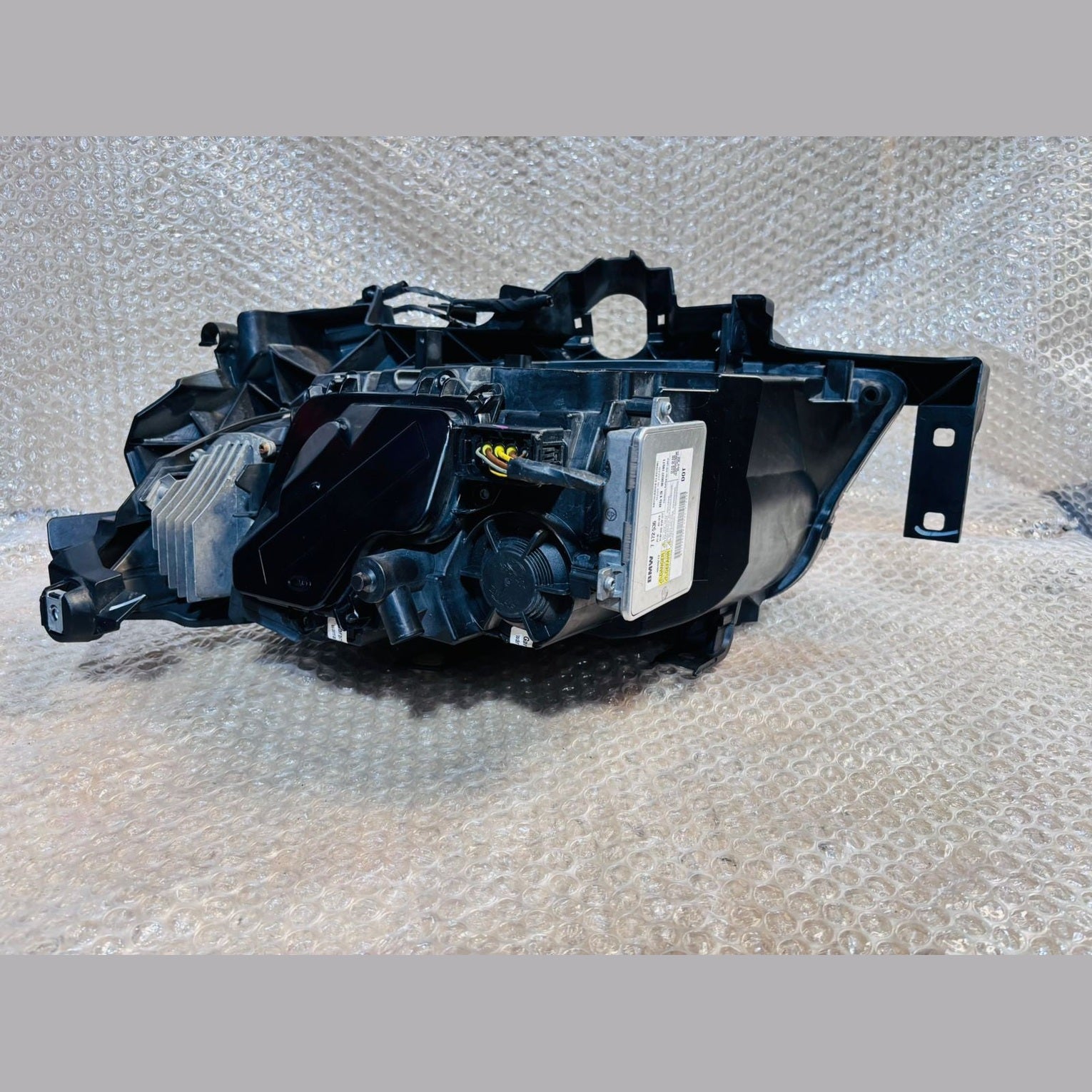 Bmw 3 Series E90 Lci Headlight Xenon Right Side Headlamp RHD QS58  -7202586